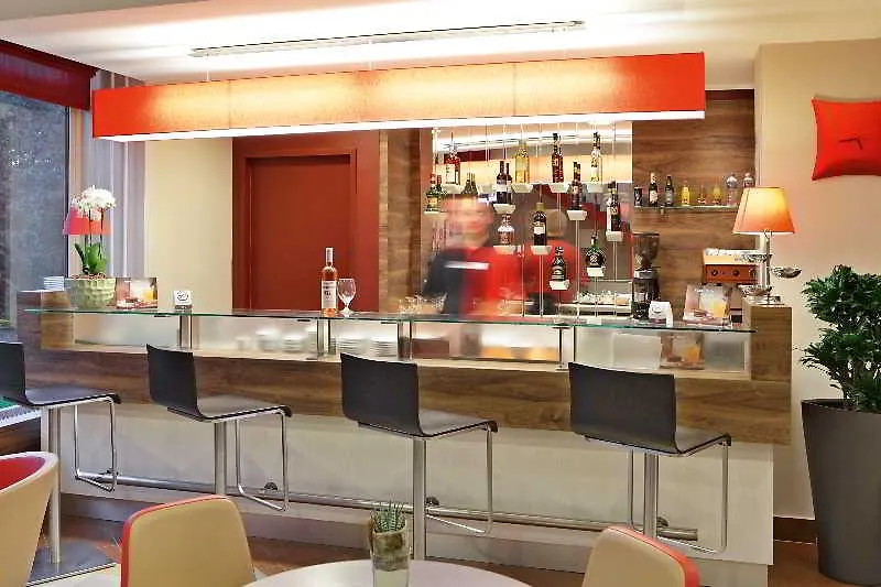 Ibis Budapest Citysouth 3*,