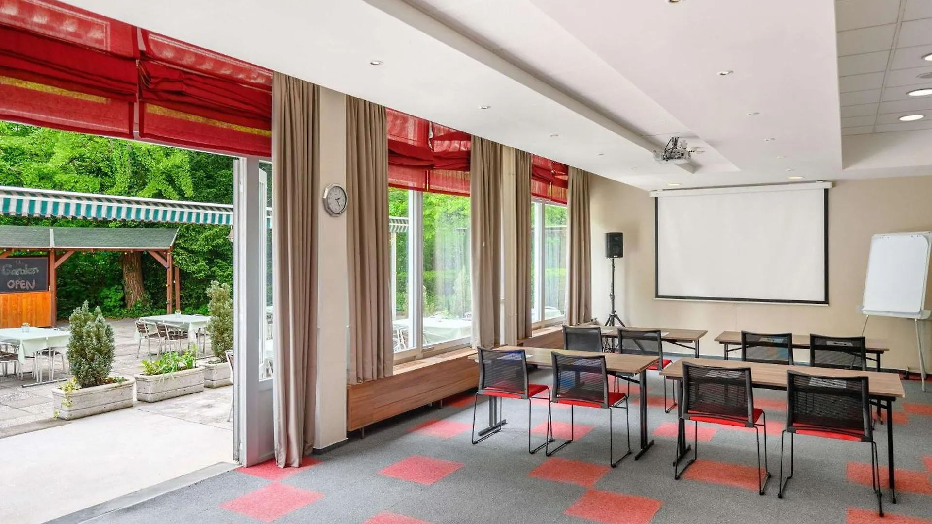 Hotel Ibis Budapest Citysouth